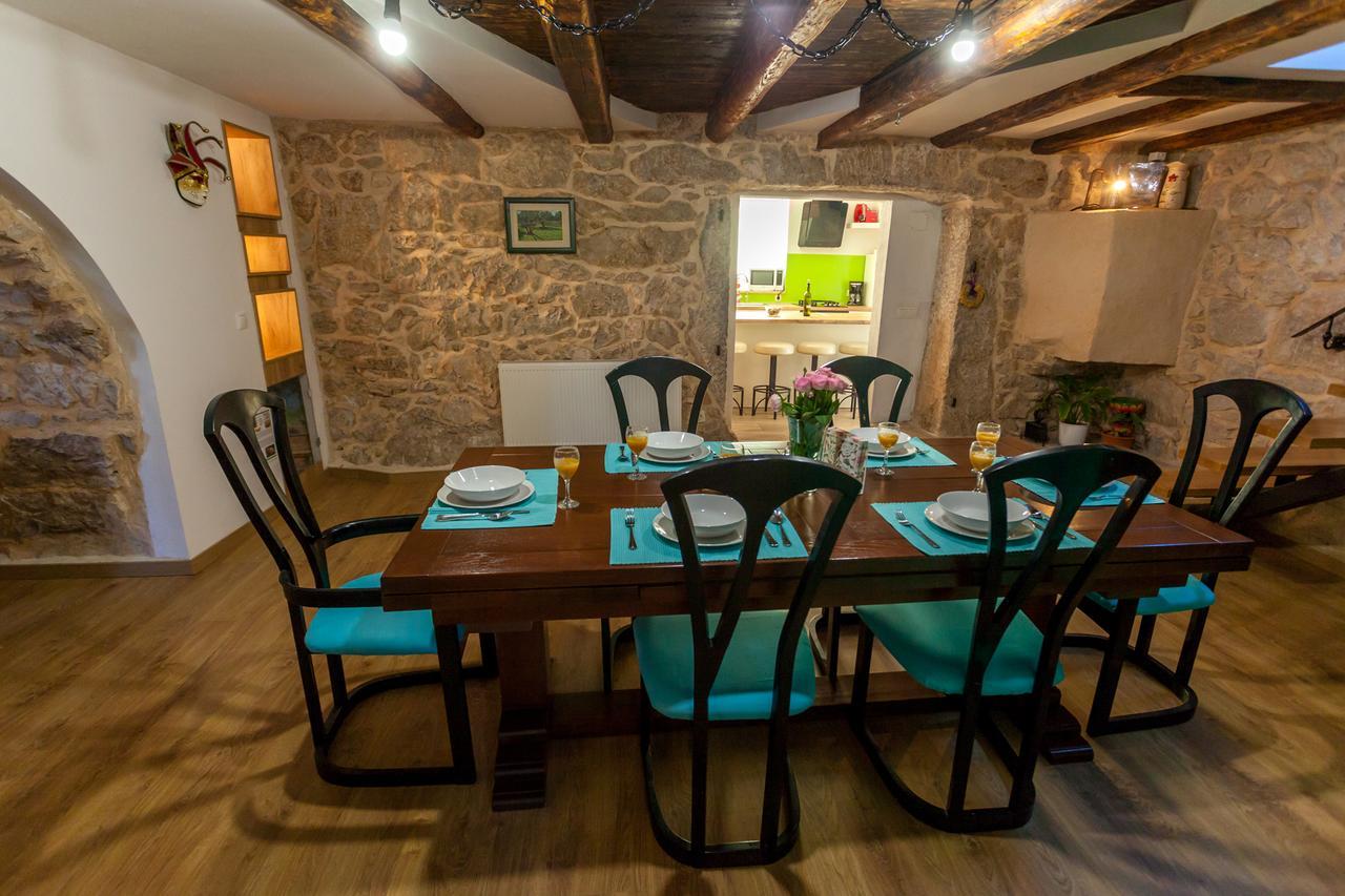 Villa Hrustika - Heated Pool, Jacuzzi & Sauna Gabonjin Экстерьер фото
